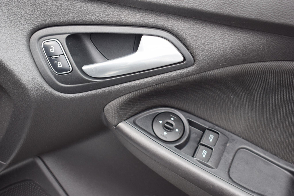 Ford Focus Focus St-3 T Grey #30