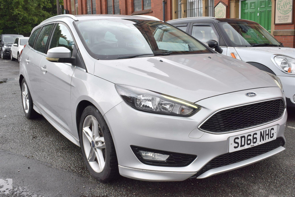 Ford Focus 1.5 Tdci Zetec S Euro 6 Ss Silver