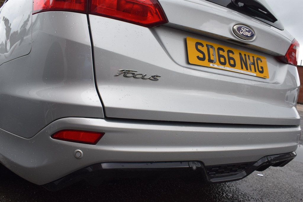 Ford Focus Focus St-3 T Grey #12