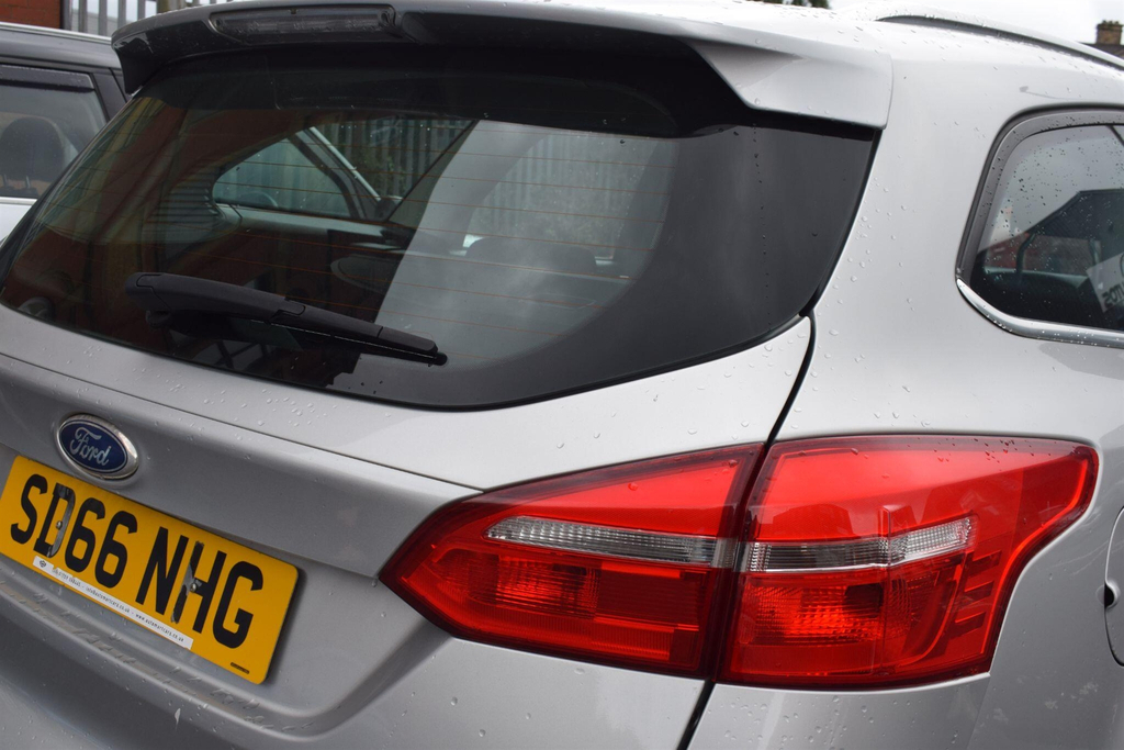Ford Focus Focus St-3 T Grey #17