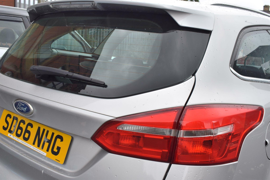 Ford Focus 1.5 Tdci Zetec S Euro 6 Ss Silver #6