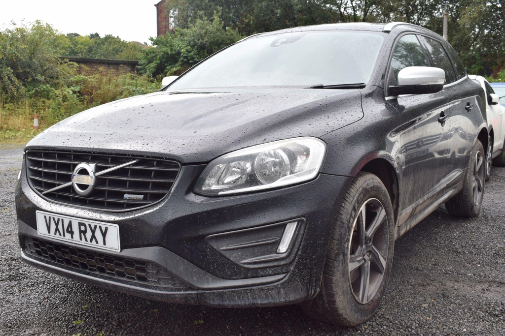 Volvo XC60 Suv Black #5