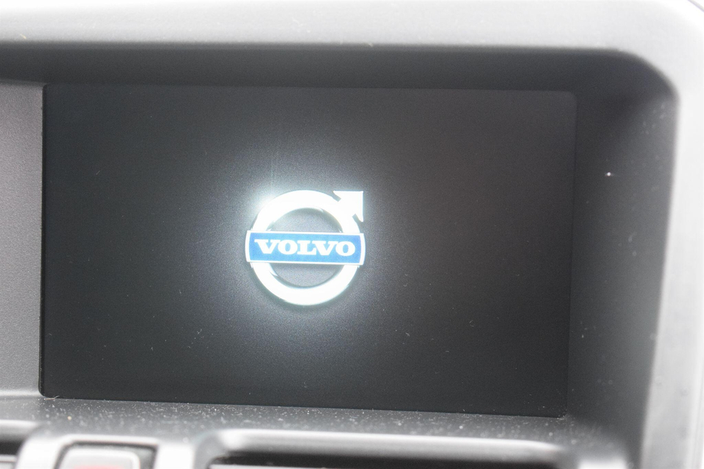 Volvo XC60 Blue #40