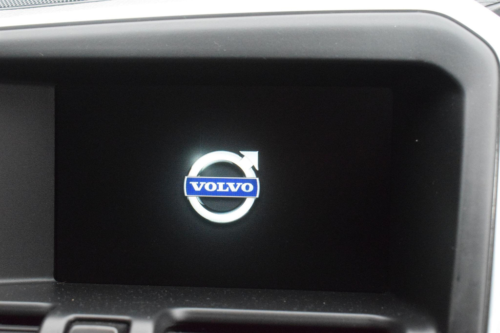 Volvo XC60 Blue #44