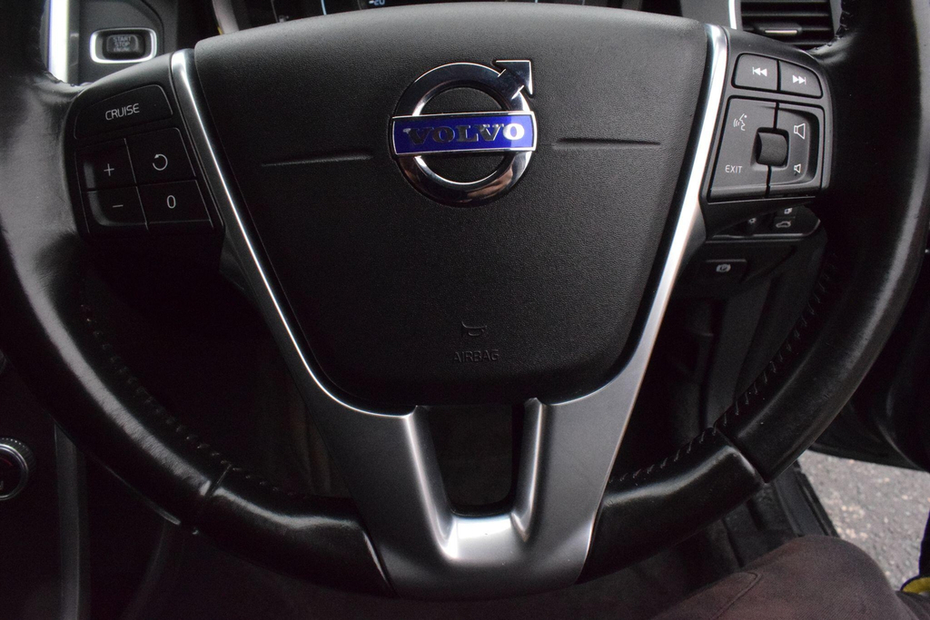 Volvo XC60 Blue #48