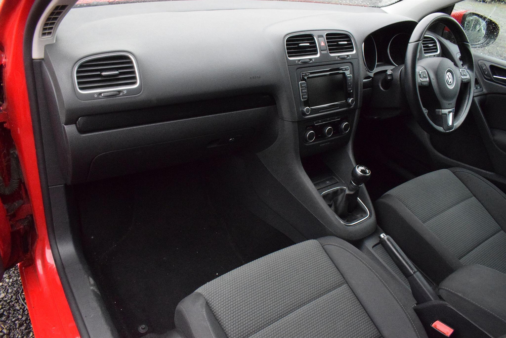 Volkswagen Golf Hatchback Black #18