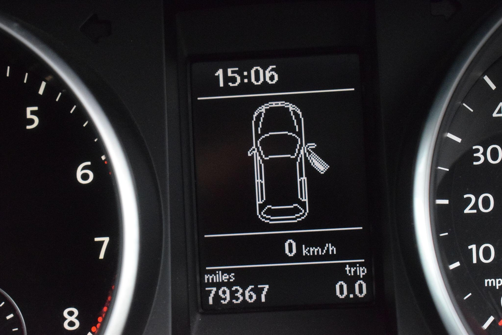 Volkswagen Golf Hatchback Black #33