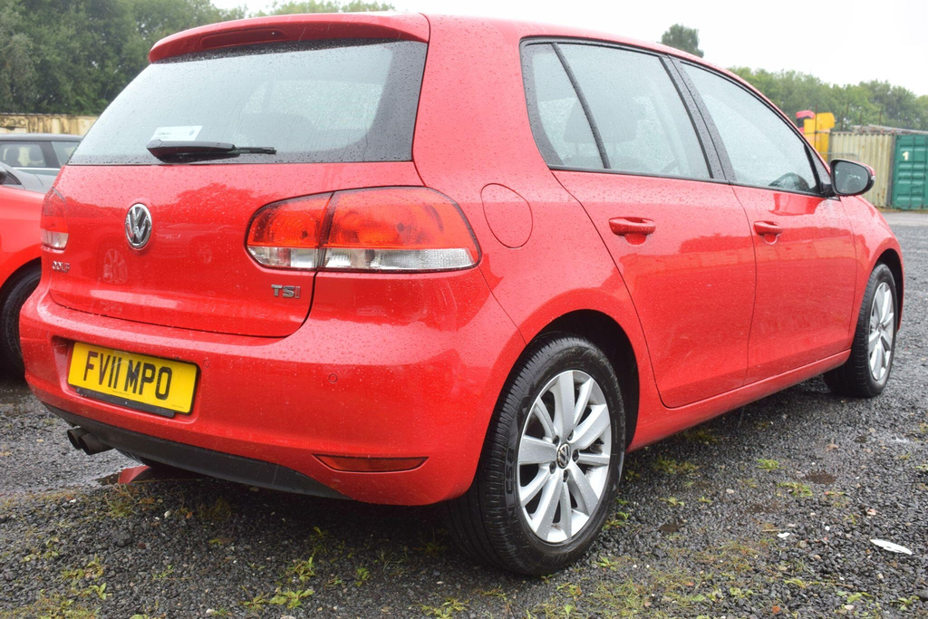 Volkswagen Golf Hatchback Black #2
