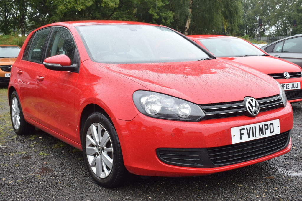 Volkswagen Golf Hatchback Black #1
