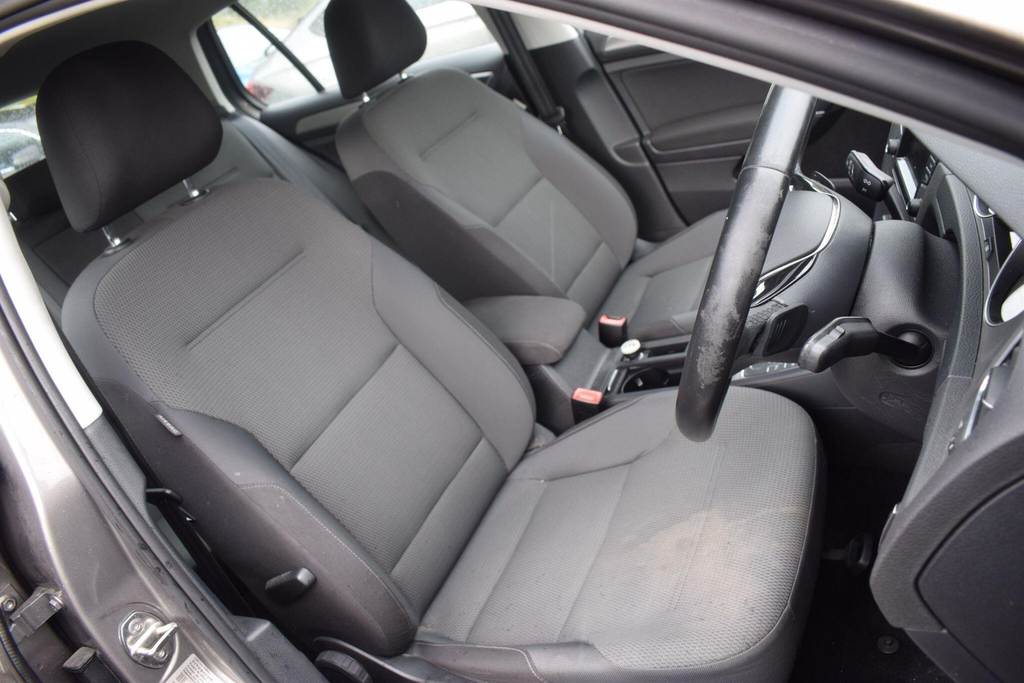 Volkswagen Golf Hatchback Grey #16