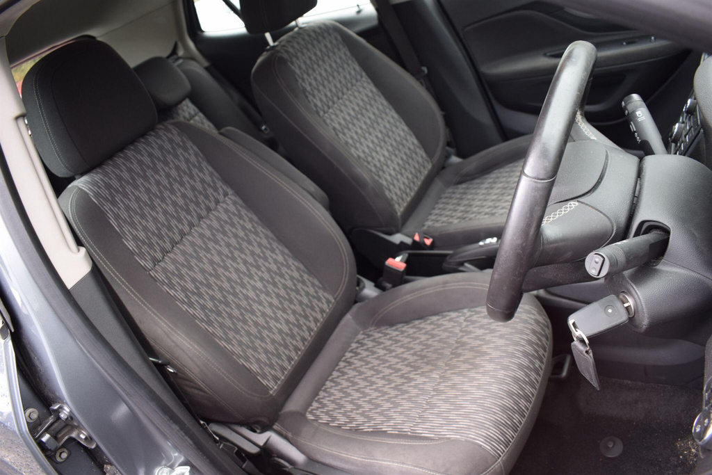 Vauxhall Mokka Tech Line Silver #13