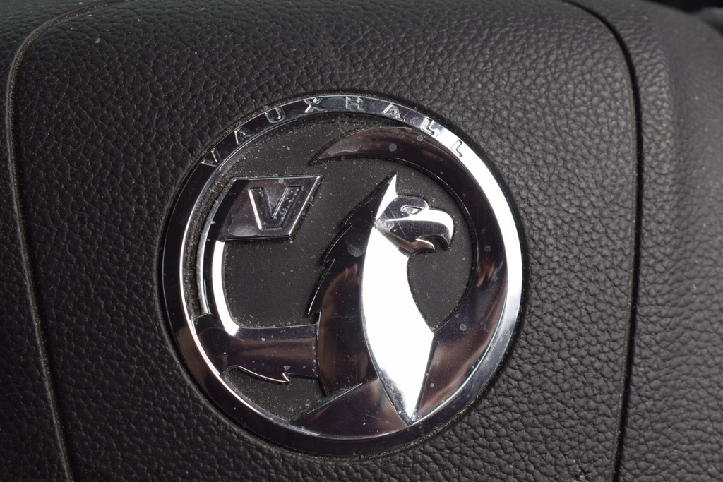 Vauxhall Mokka Tech Line Silver #29