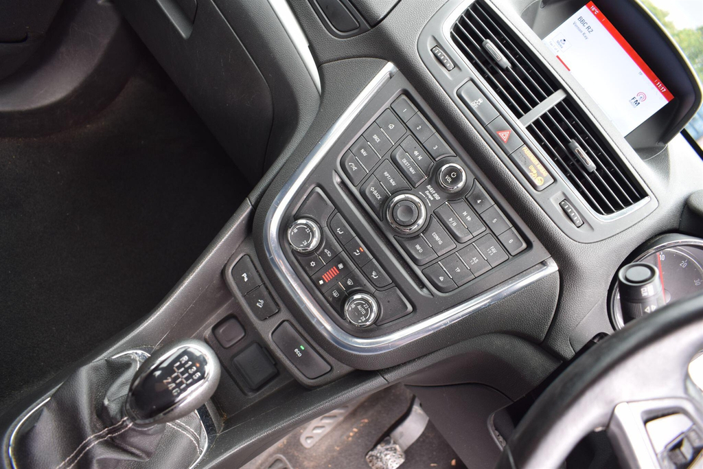 Vauxhall Mokka Tech Line Silver #15