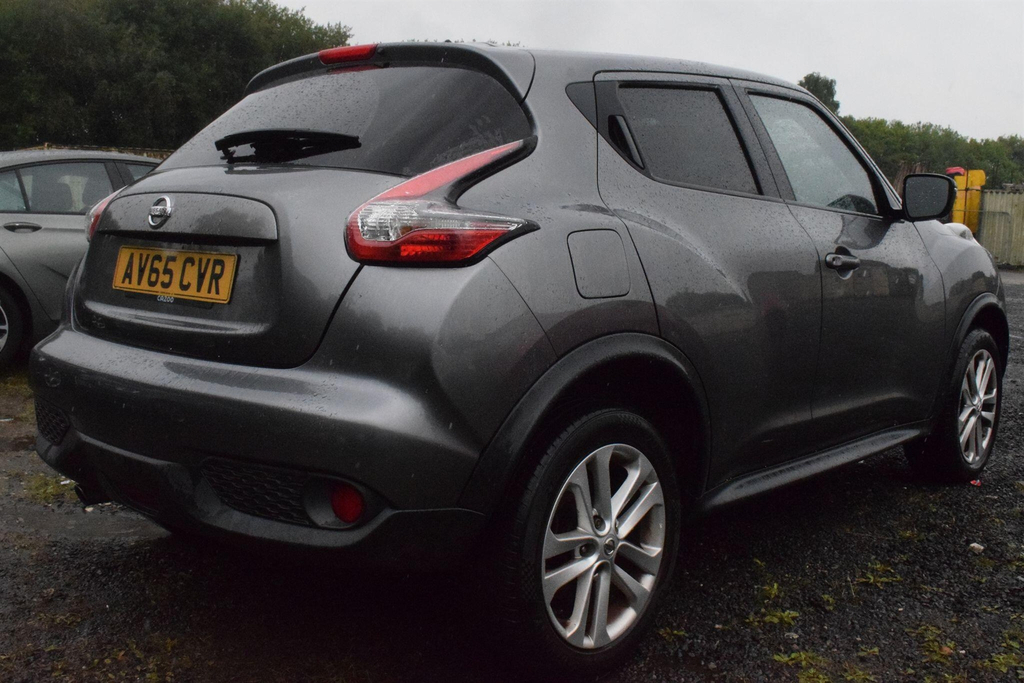 Nissan Juke Acenta Yellow #16