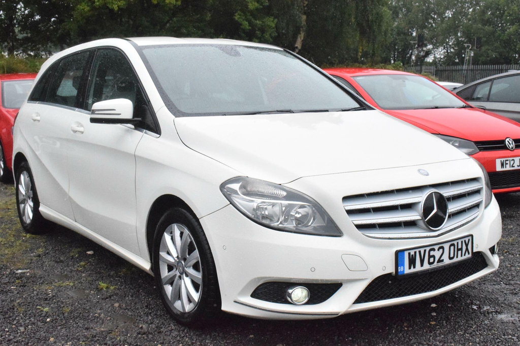 Mercedes-Benz B Class Mpv White