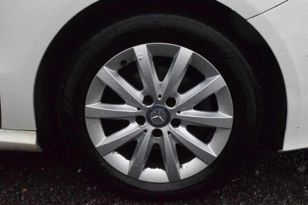 Mercedes-Benz B Class 1.6 White #18