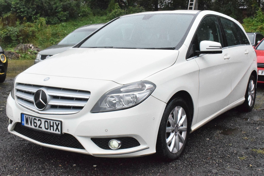 Mercedes-Benz B Class Mpv White #5