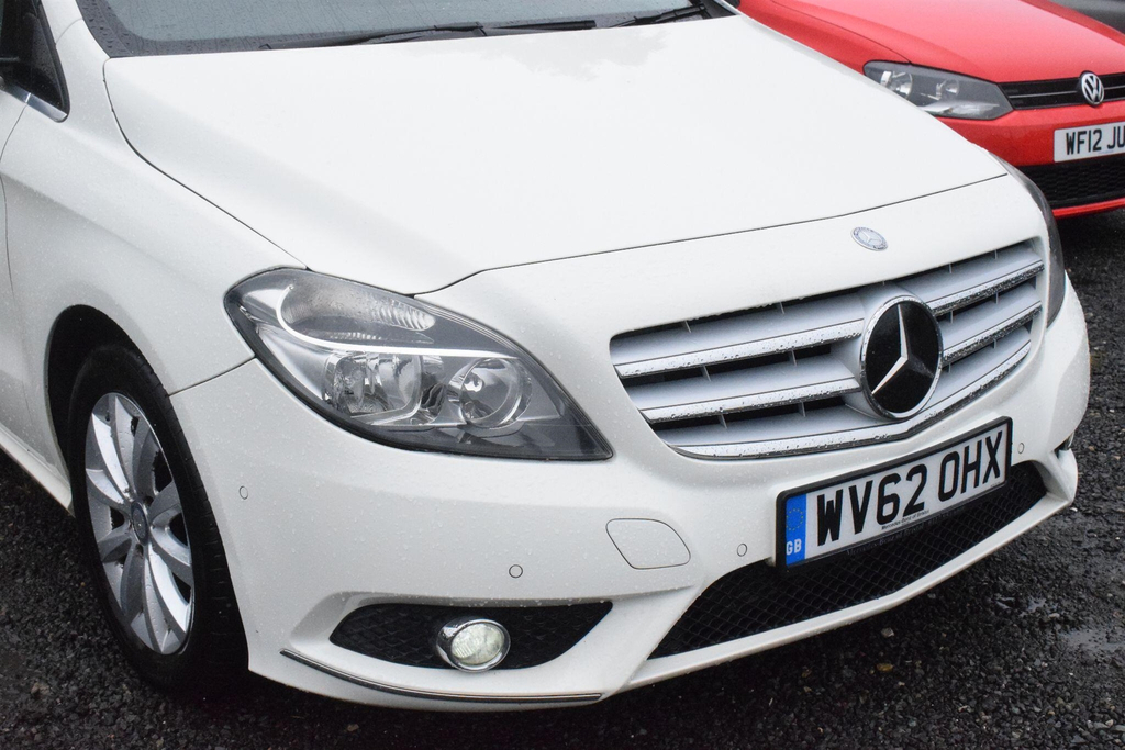 Mercedes-Benz B Class 1.6 White #19