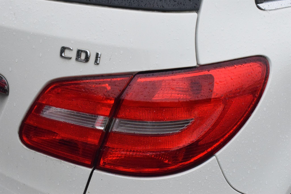Mercedes-Benz B Class 1.6 White #14
