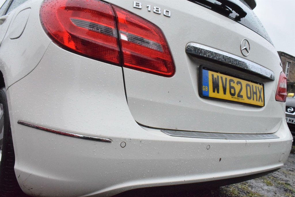Mercedes-Benz B Class 1.6 White #10