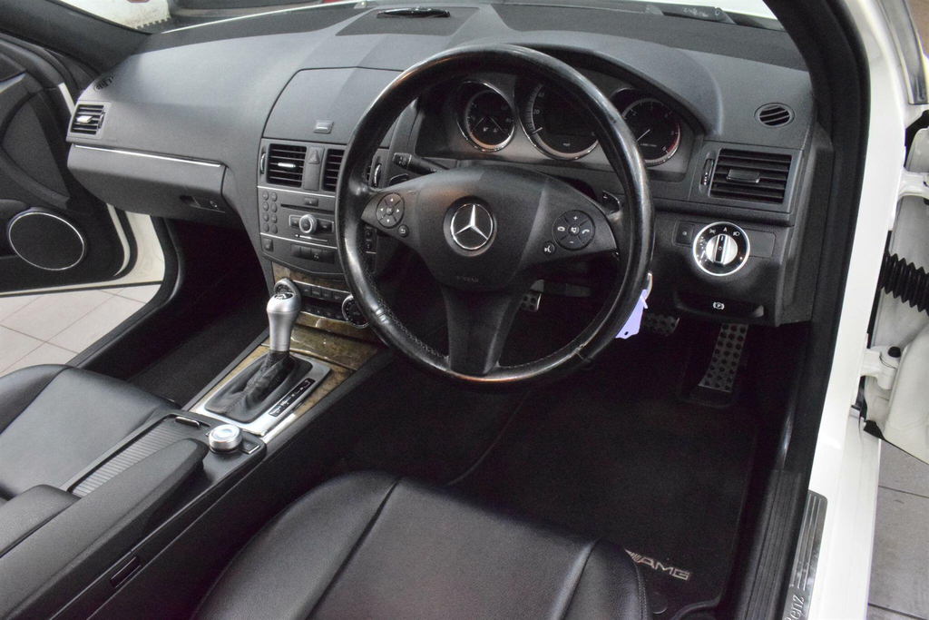 Mercedes-Benz C Class C180 Cgi Blueefficiency Elegance Silver #30