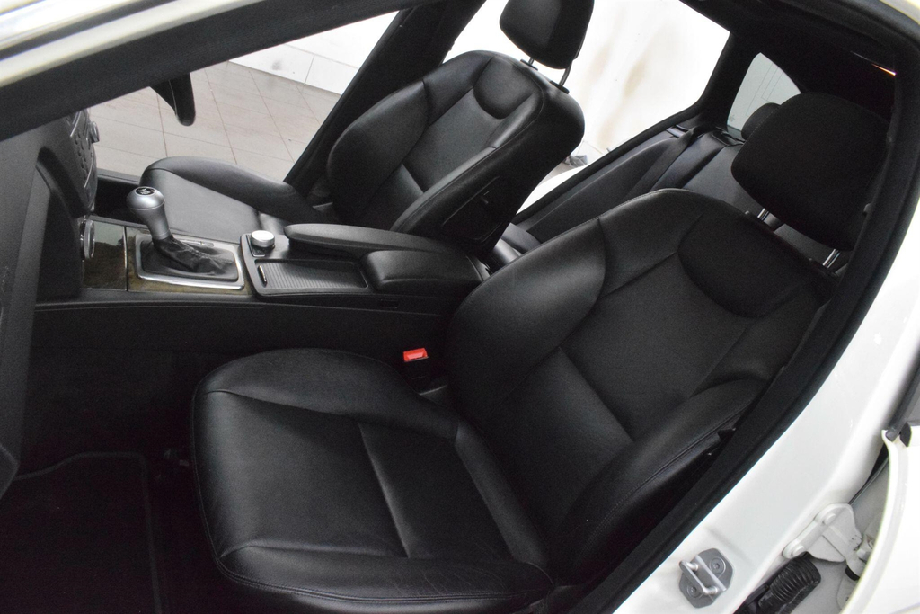 Mercedes-Benz C Class C180 Cgi Blueefficiency Elegance Silver #39