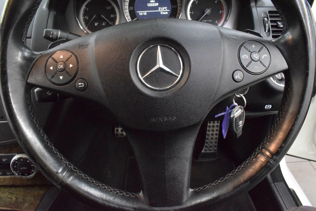 Mercedes-Benz C Class C180 Cgi Blueefficiency Elegance Silver #49