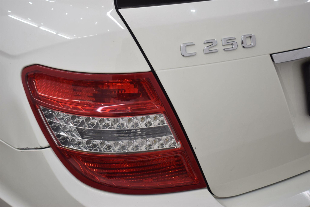 Mercedes-Benz C Class C180 Cgi Blueefficiency Elegance Silver #9