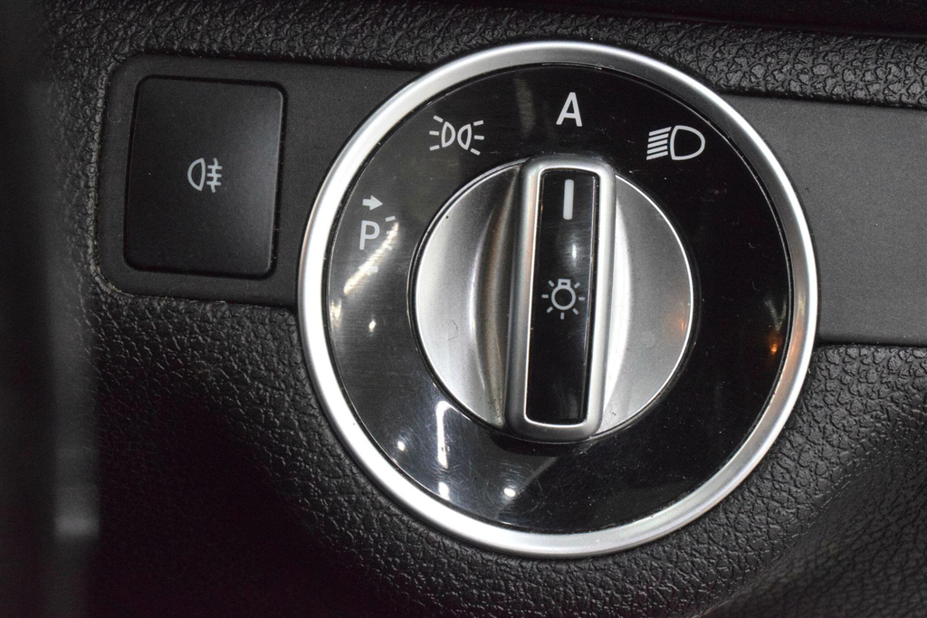 Mercedes-Benz C Class C180 Cgi Blueefficiency Elegance Silver #48
