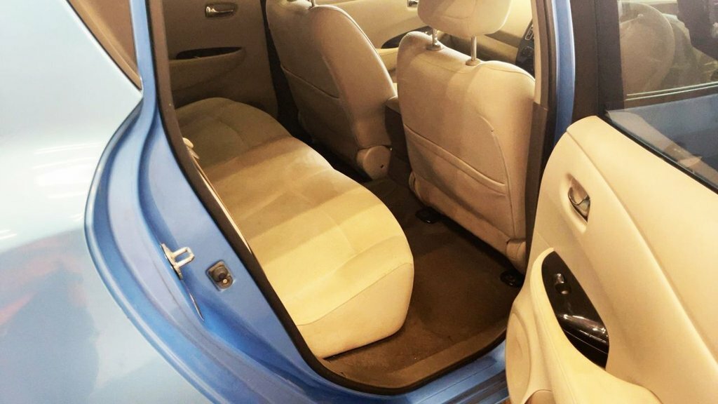 Nissan Leaf Hatchback Blue #9