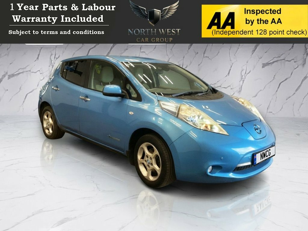 Nissan Leaf Hatchback Blue