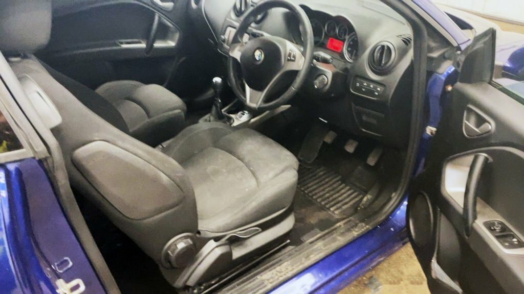 Alfa Romeo MiTo Hatchback White #7