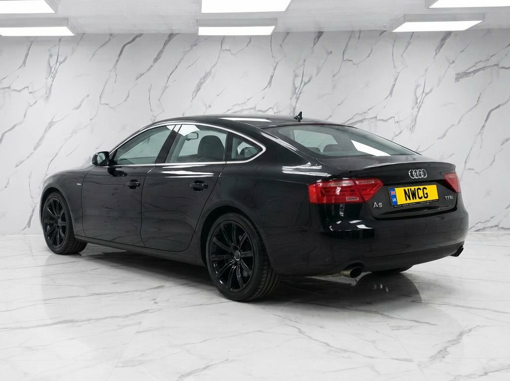Audi A5 1.8L Se Technik Black #4