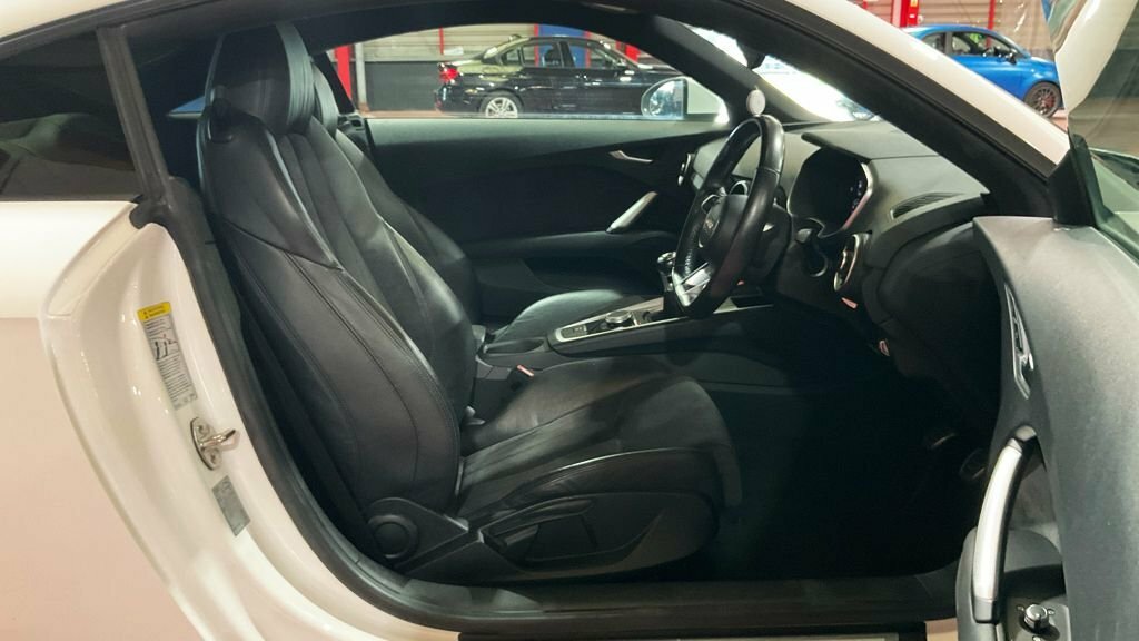 Audi TT  Black #8