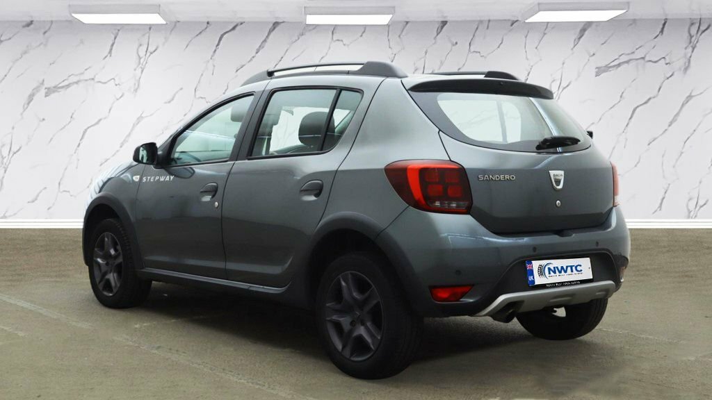 Dacia Sandero Stepway 0.9L Se Summit YP67SXR Grey #3