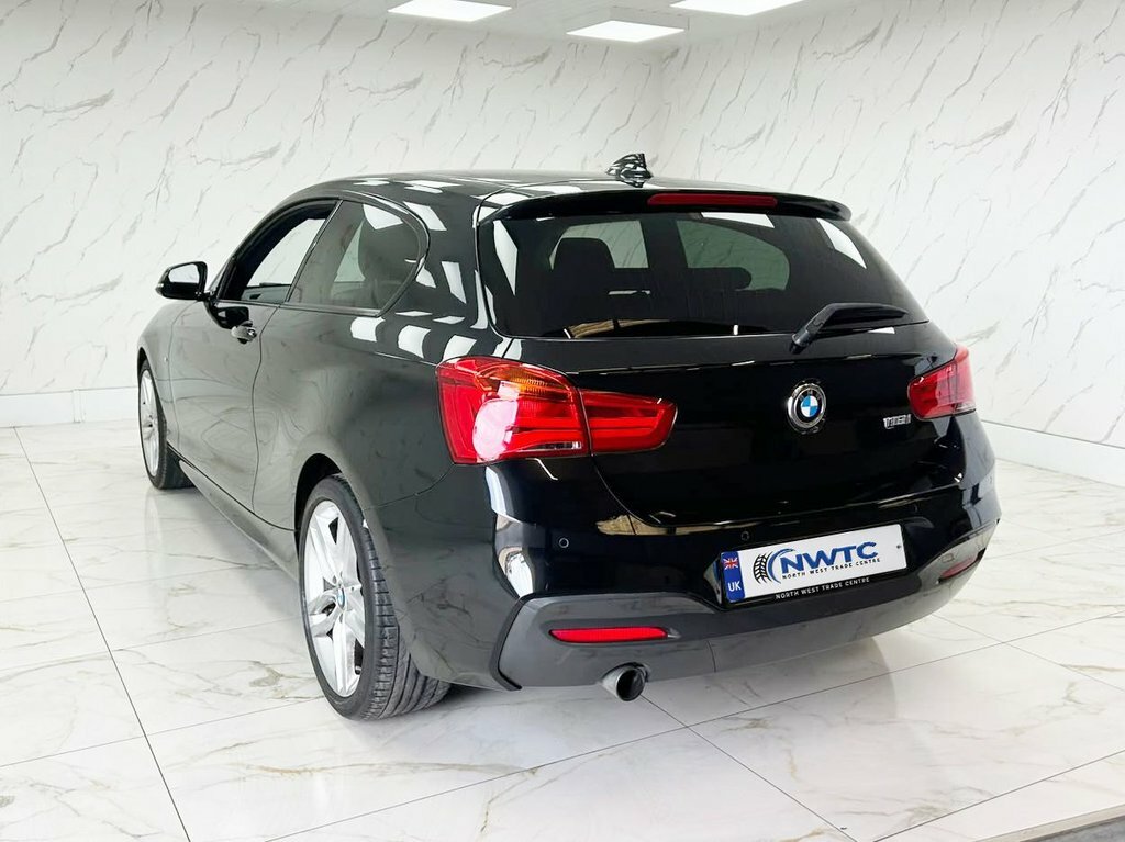 BMW 1 Series 1.5L M Sport Black #6