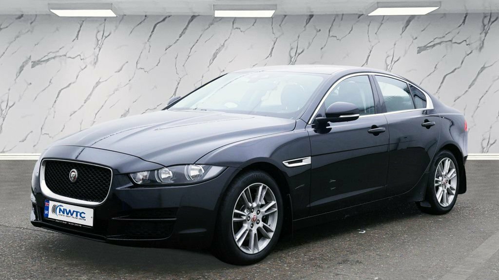 Jaguar XE 2L Prestige PE17XSG Black #2