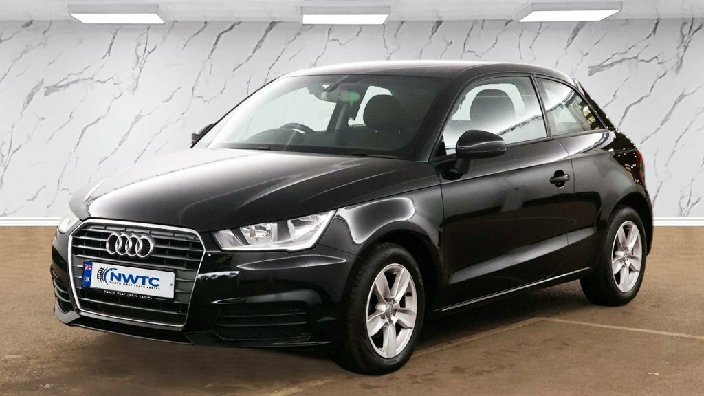 Audi A1 1L Se WN67OPK Black #2