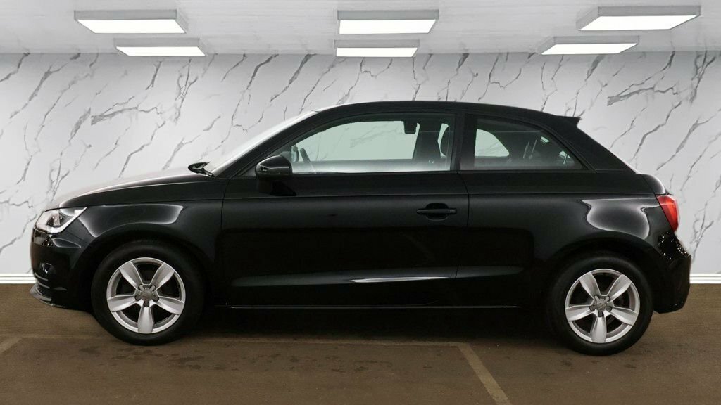 Audi A1 1L Se WN67OPK Black #6