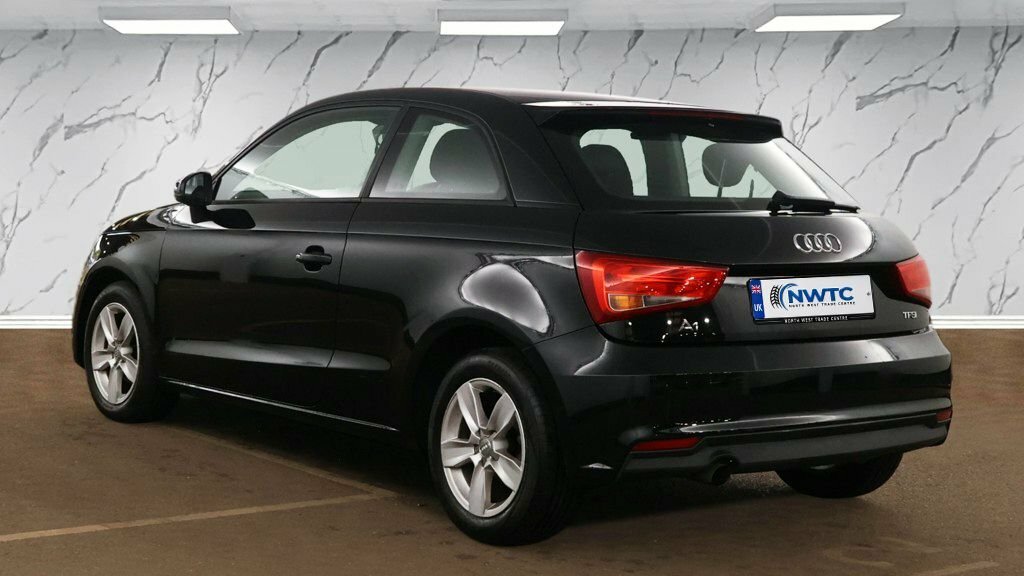 Audi A1 1L Se WN67OPK Black #3