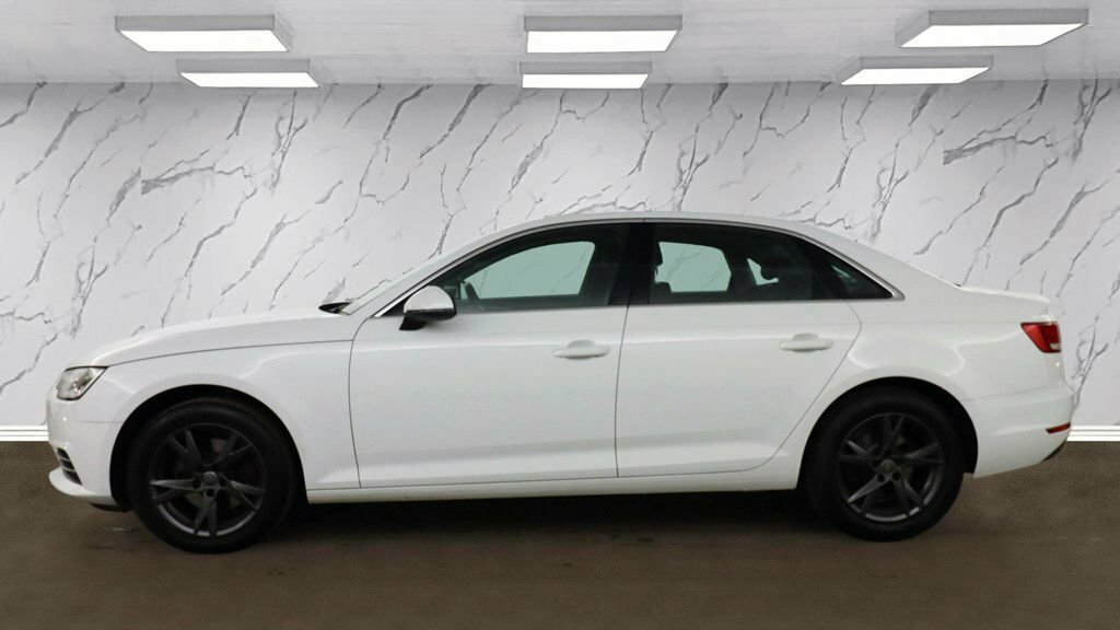 Audi A4 1.4L Sport DE17HGO White #6