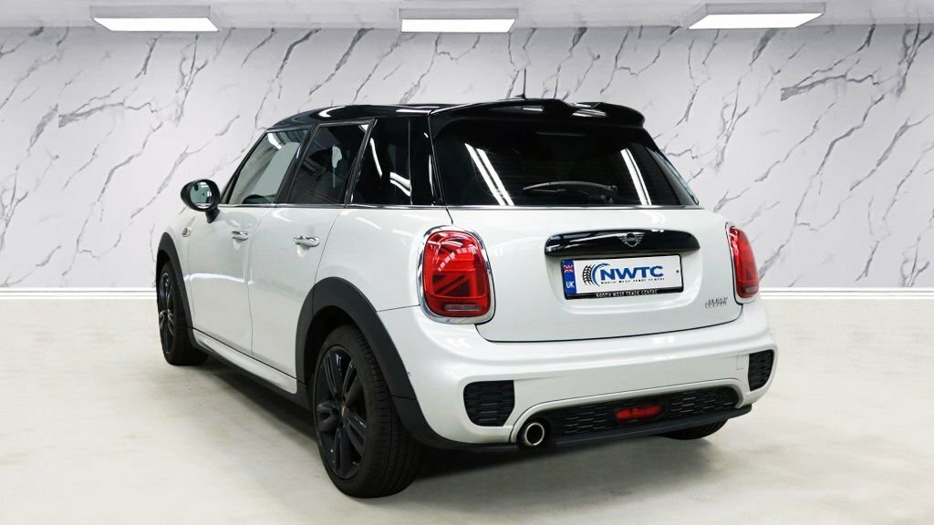 Mini Hatch 1.5L Cooper Sport SH19AFK Silver #2