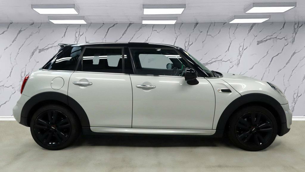Mini Hatch 1.5L Cooper Sport SH19AFK Silver #4