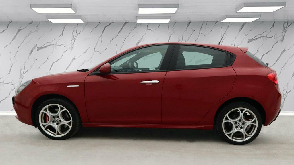 Alfa Romeo Giulietta 1.4L Sport Red #5