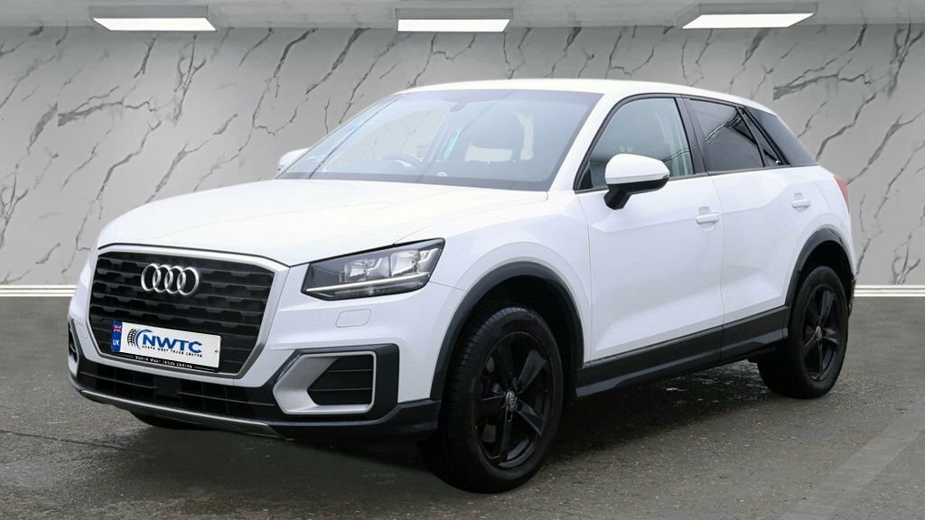 Audi Q2 1.6L Sport White #2
