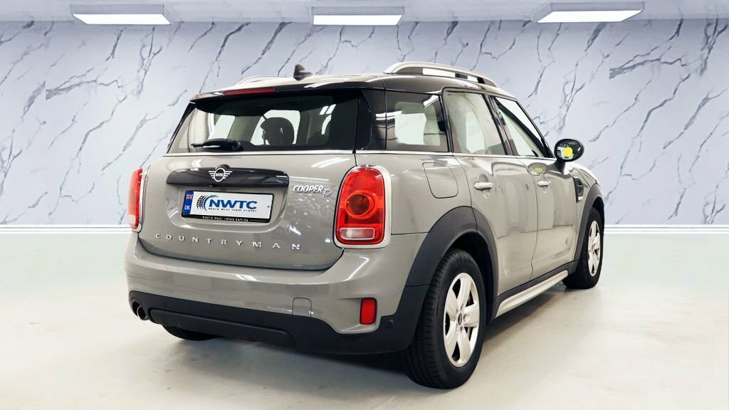 Mini Countryman 2L Cooper D Classic YY68WJV Grey #3