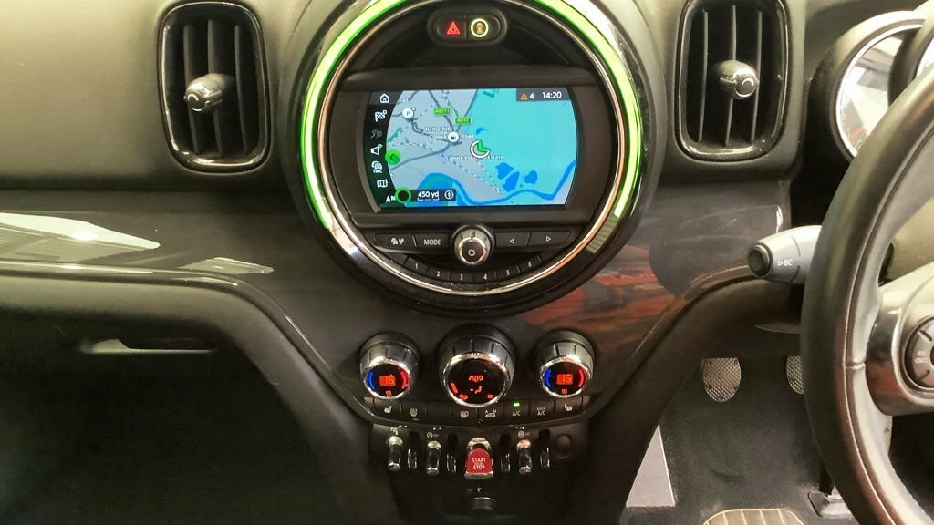 Mini Countryman 2L Cooper D Classic YY68WJV Grey #6