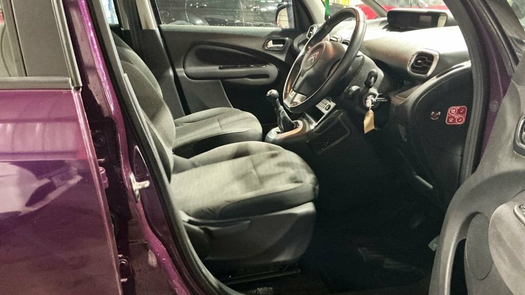 Citroen C3 Picasso 1.6L Platinum Purple #5