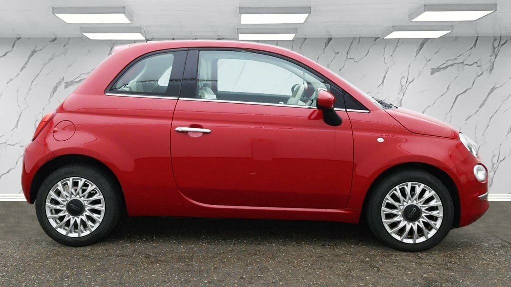 Fiat 500 1.2L Lounge Red #5