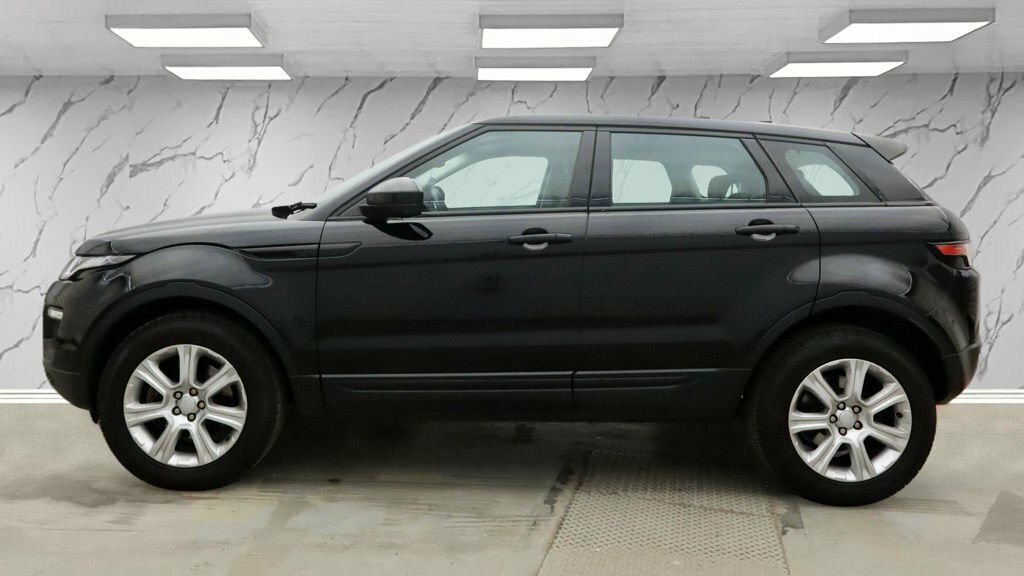 Land Rover Range Rover Evoque 2L Se Tech DG68MHA Black #5